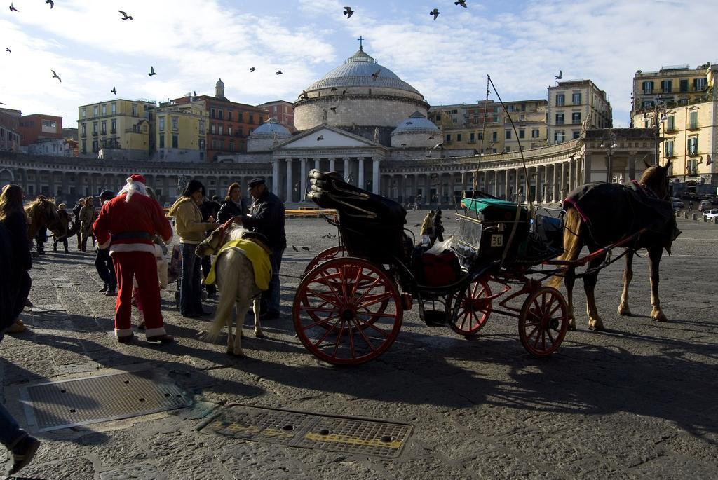 Holiday Home Grandelli Napoli Esterno foto